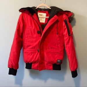 TNA Ronne Jacket 🔴